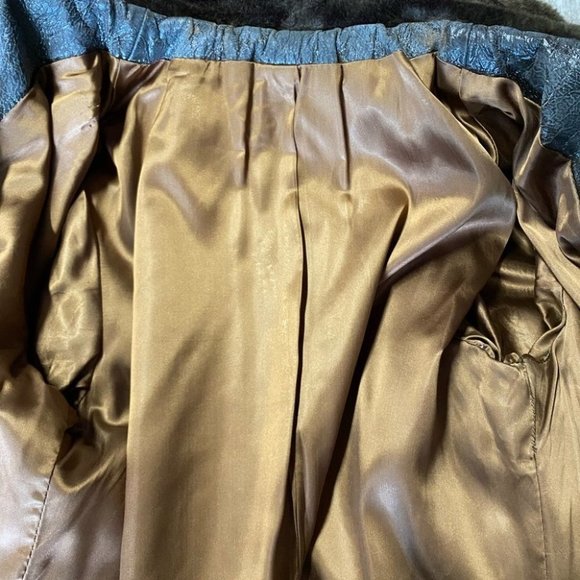 Vintage Faux Fur Coat - Picture 10 of 13